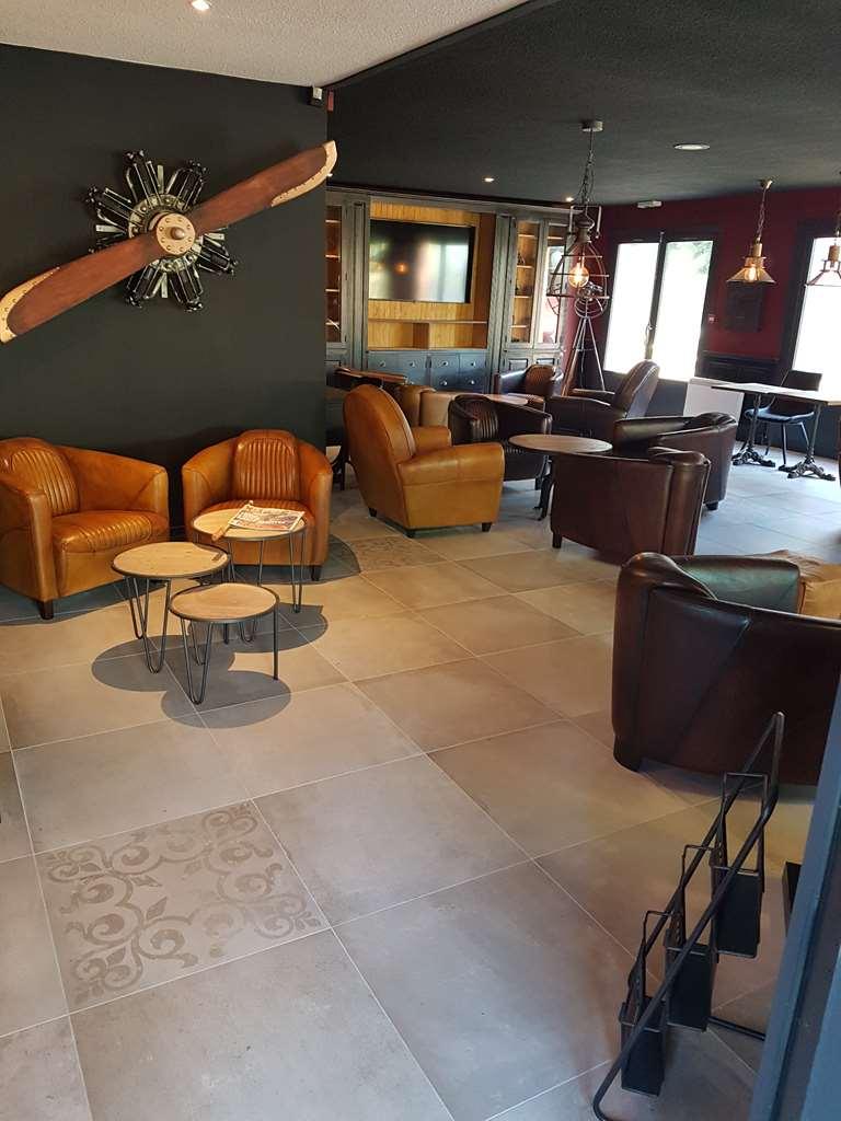 Kyriad Lille Est - Hem Restoran foto